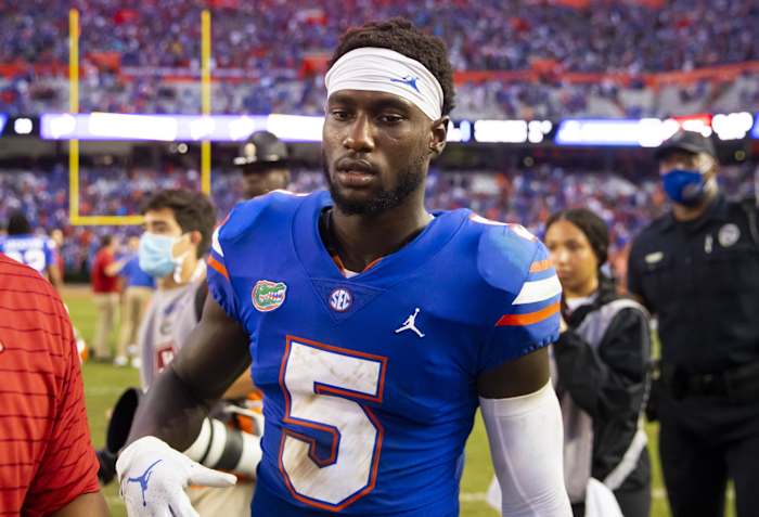 Florida cornerback Kaiir Elam on sideline